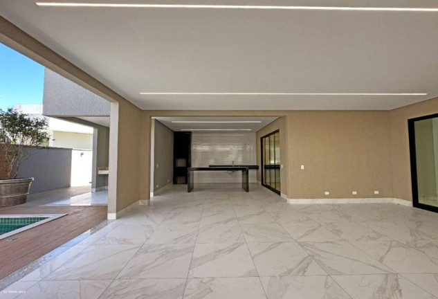 Imagem Casa com 4 Quartos à Venda, 358 m² em Residencial Goiânia Golfe Clube - Goiânia Imagem Casa com 4 Quartos à Venda, 358 m² em Residencial Goiânia Golfe Clube - Goiânia