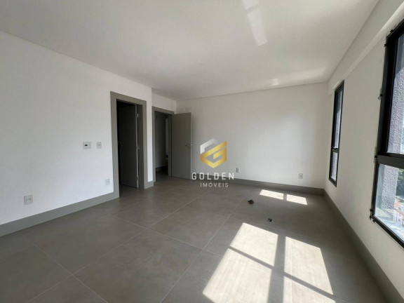 Imagem Apartamento com 3 Quartos à Venda, 249 m² em Pioneiros - Balneário Camboriú Imagem Apartamento com 3 Quartos à Venda, 249 m² em Pioneiros - Balneário Camboriú