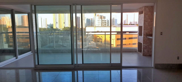 Imagem Apartamento com 3 Quartos à Venda, 172 m² em Engenheiro Luciano Cavalcante - Fortaleza Imagem Apartamento com 3 Quartos à Venda, 172 m² em Engenheiro Luciano Cavalcante - Fortaleza