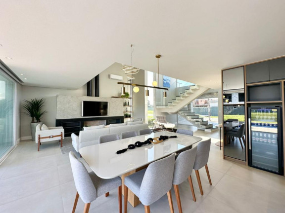 Imagem Casa com 4 Quartos à Venda, em Centro - Xangri-la Imagem Casa com 4 Quartos à Venda, em Centro - Xangri-la