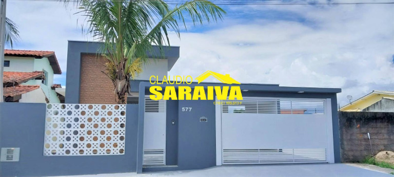 Casa com 3 Quartos à Venda, 140 m² em Pontal De Santa Marina - Caraguatatuba