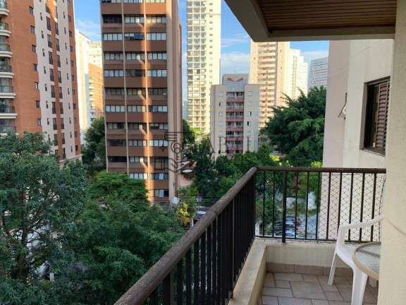 Apartamento com 3 Quartos à Venda, 118 m² em Vila Uberabinha - São Paulo
