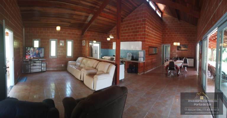 Imagem Casa com 3 Quartos à Venda, 250 m² em Centro - Ibiúna
