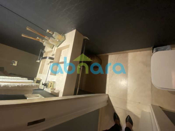 Imagem Apartamento com 3 Quartos à Venda, 184 m² em Copacabana - Rio De Janeiro Imagem Apartamento com 3 Quartos à Venda, 184 m² em Copacabana - Rio De Janeiro