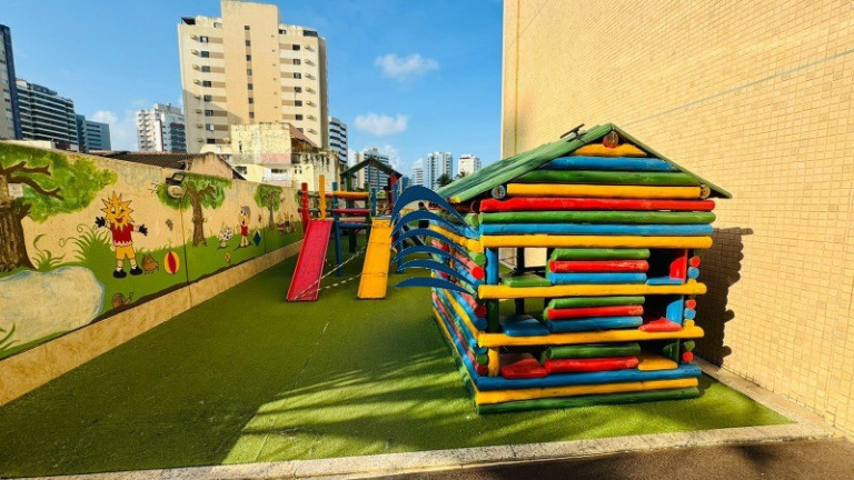 Imagem Imóvel com 4 Quartos à Venda, 99 m² em Armação - Salvador