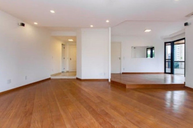 Imagem Apartamento com 4 Quartos à Venda, 220 m² em Vila Andrade - São Paulo