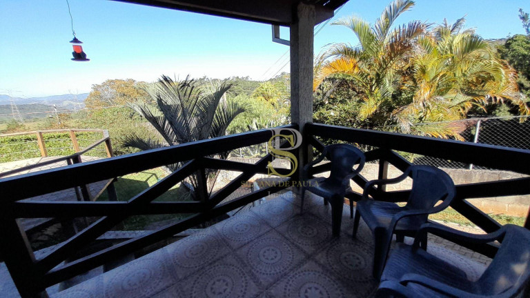 Imagem Casa com 3 Quartos à Venda, 196 m² em Terra Preta - Mairiporã Imagem Casa com 3 Quartos à Venda, 196 m² em Terra Preta - Mairiporã