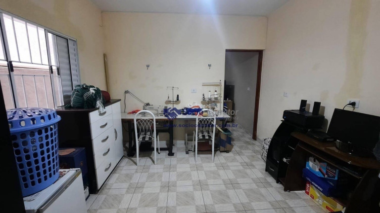 Imagem Casa com 3 Quartos à Venda, 190 m² em Jardim Presidente Dutra - Guarulhos