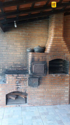 Imagem Casa com 6 Quartos à Venda, 300 m² em Vinhateiro - São Pedro Da Aldeia Imagem Casa com 6 Quartos à Venda, 300 m² em Vinhateiro - São Pedro Da Aldeia