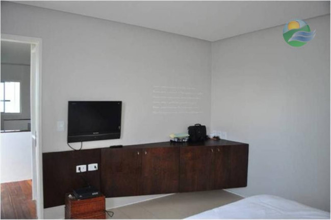 Imagem Cobertura com 4 Quartos à Venda, 323 m²