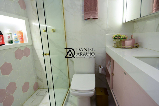 Imagem Casa com 4 Quartos à Venda, em Mossoró Imagem Casa com 4 Quartos à Venda, em Mossoró