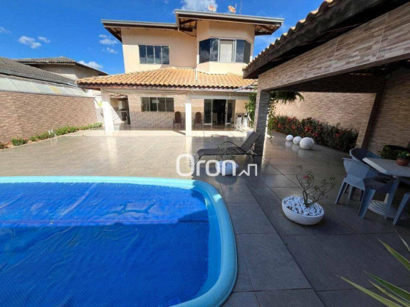 Sobrado com 3 Quartos à Venda, 260 m² em Portal Do Sol I - Goiânia