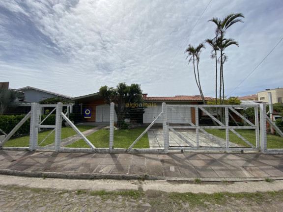 Casa com 5 Quartos à Venda, 318 m² em Atlântida - Xangri-lá