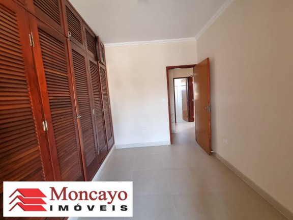 Imagem Sobrado com 5 Quartos à Venda, 390 m² em Centro - Caraguatatuba