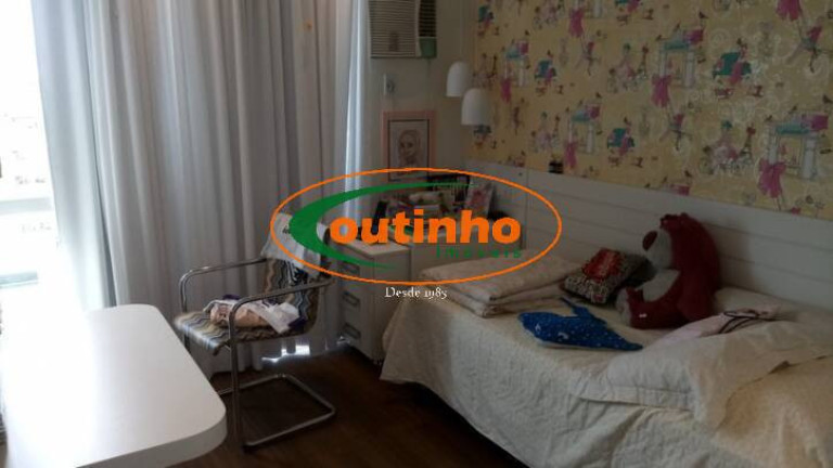 Imagem Apartamento com 4 Quartos à Venda, 172 m² em Tijuca - Rio De Janeiro Imagem Apartamento com 4 Quartos à Venda, 172 m² em Tijuca - Rio De Janeiro