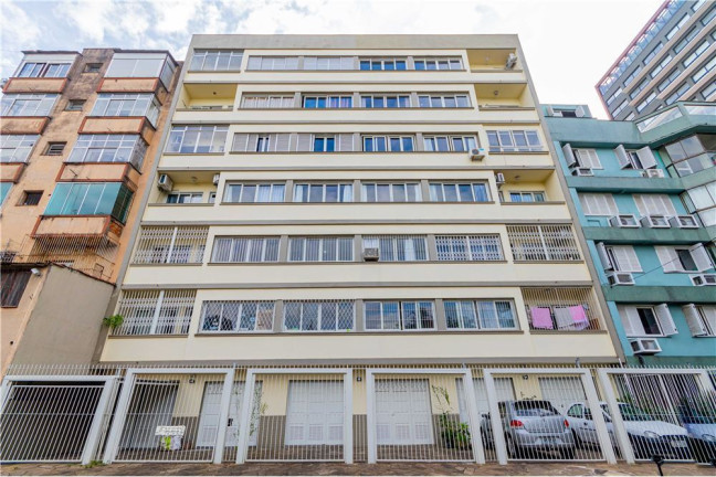 Imóvel com 2 Quartos à Venda,  em Petrópolis - Porto Alegre