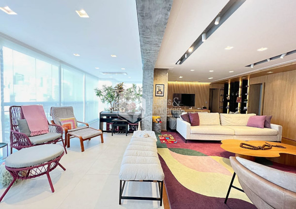 Imagem Apartamento com 3 Quartos à Venda, 226 m² em Vila Nova Conceição - São Paulo Imagem Apartamento com 3 Quartos à Venda, 226 m² em Vila Nova Conceição - São Paulo