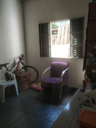 Imagem Casa com 1 Quarto à Venda, 170 m² em Santa Terezinha - Contagem