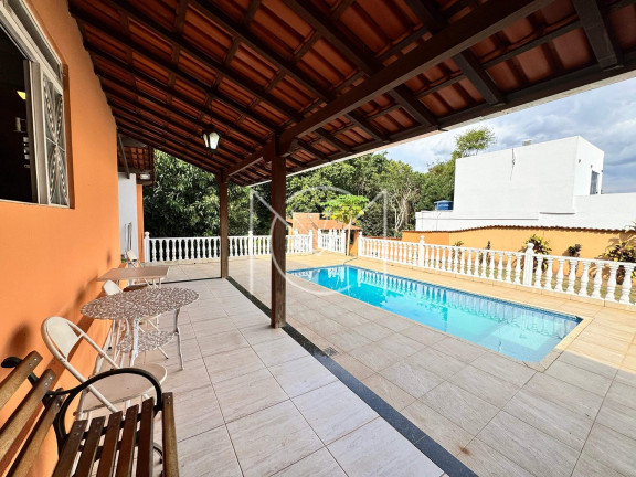 Imagem Casa com 4 Quartos à Venda, 210 m² em Condomínio Vale Do Ouro - Ribeirão Das Neves Imagem Casa com 4 Quartos à Venda, 210 m² em Condomínio Vale Do Ouro - Ribeirão Das Neves