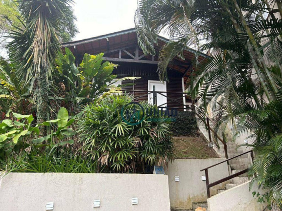 Casa com 2 Quartos à Venda, 240 m² em Itaipu - Niterói