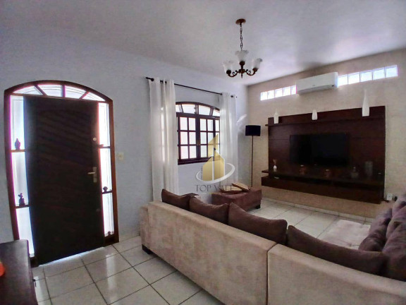 Imagem Casa com 3 Quartos à Venda, 216 m² em Vila Pantaleão - Caçapava Imagem Casa com 3 Quartos à Venda, 216 m² em Vila Pantaleão - Caçapava