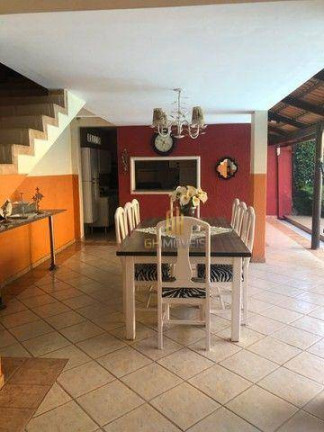 Imagem Casa com 4 Quartos à Venda, 482 m² em Setor Jaó - Goiânia
