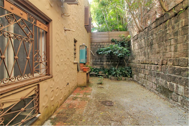 Imagem Imóvel com 2 Quartos à Venda, em Auxiliadora - Porto Alegre Imagem Imóvel com 2 Quartos à Venda, em Auxiliadora - Porto Alegre
