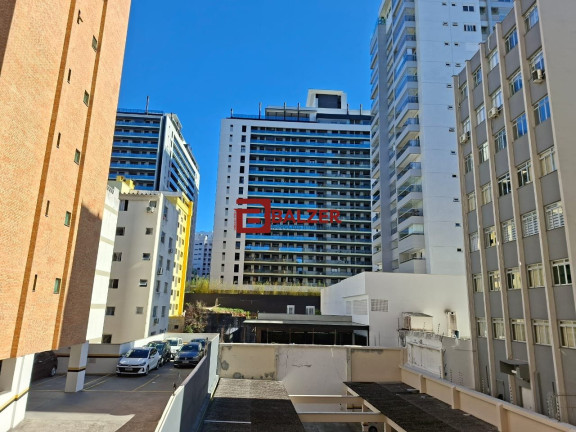 Imagem Apartamento com 1 Quarto à Venda, 66 m² em Centro - Florianópolis Imagem Apartamento com 1 Quarto à Venda, 66 m² em Centro - Florianópolis