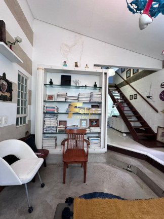 Imagem Casa com 5 Quartos à Venda, 460 m² em Mata Da Praia - Vitória Imagem Casa com 5 Quartos à Venda, 460 m² em Mata Da Praia - Vitória