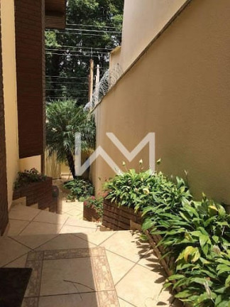 Imagem Sobrado com 3 Quartos à Venda, 300 m² em Jardim Maia - Guarulhos Imagem Sobrado com 3 Quartos à Venda, 300 m² em Jardim Maia - Guarulhos