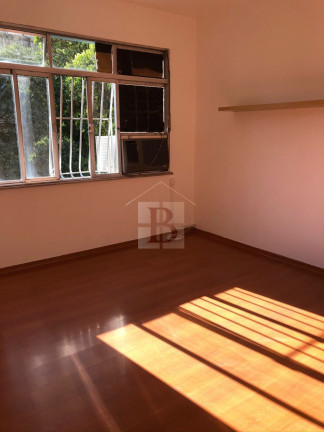 Imagem Imóvel com 3 Quartos à Venda, 144 m² em Icaraí - Niterói