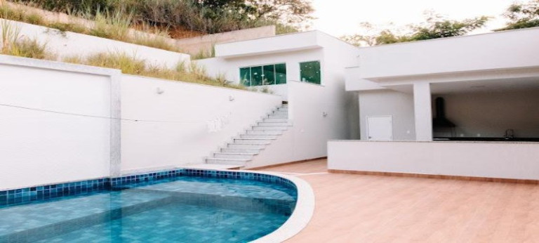 Imagem Casa com 5 Quartos à Venda, 400 m² em Maria Paula - São Gonçalo