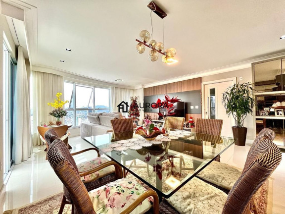 Imagem Apartamento com 3 Quartos à Venda, 144 m² em Centro - Balneário Camboriú