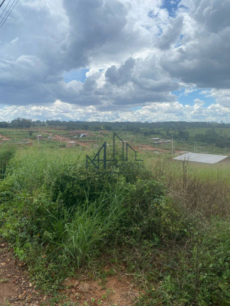Terreno à Venda, 180 m² em Aparecida Garden - Aparecida De Goiânia