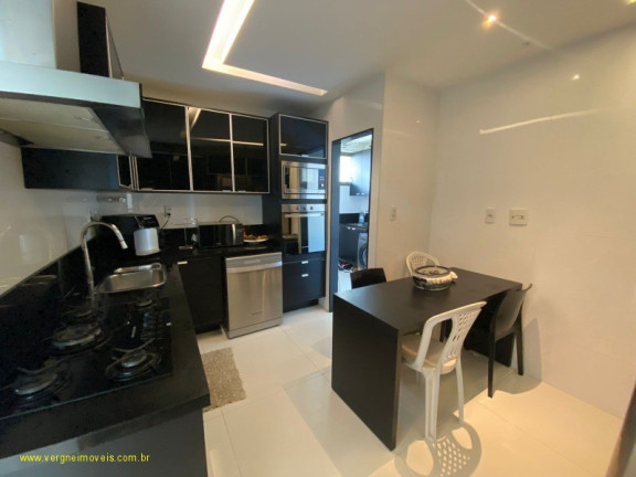 Imagem Imóvel com 3 Quartos à Venda, 181 m² em Horto Florestal - Salvador