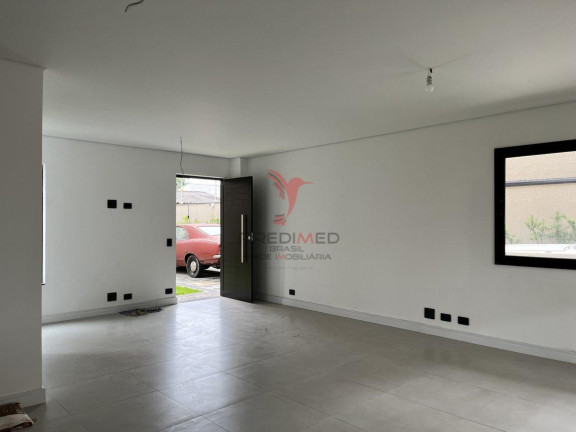 Imagem Casa com 3 Quartos à Venda, 182 m² em Maria Antonieta - Pinhais Imagem Casa com 3 Quartos à Venda, 182 m² em Maria Antonieta - Pinhais
