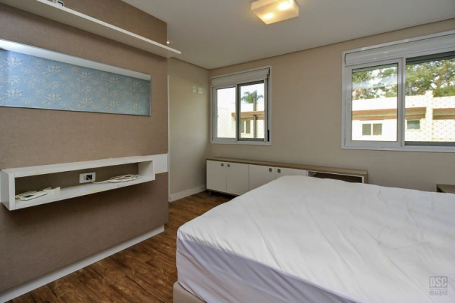 Imagem Casa com 3 Quartos à Venda, 178 m² em Ipanema - Porto Alegre Imagem Casa com 3 Quartos à Venda, 178 m² em Ipanema - Porto Alegre