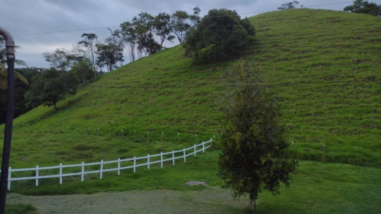 Imagem Imóvel com 4 Quartos à Venda, 2 m² em Tanguá - Tanguá