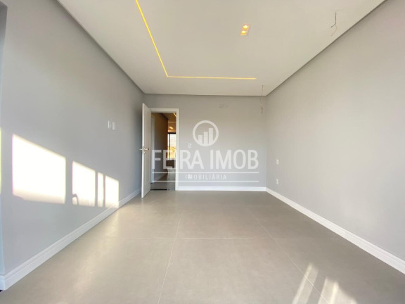 Imagem Casa com 4 Quartos à Venda, 313 m² em Papagaio - Feira De Santana Imagem Casa com 4 Quartos à Venda, 313 m² em Papagaio - Feira De Santana