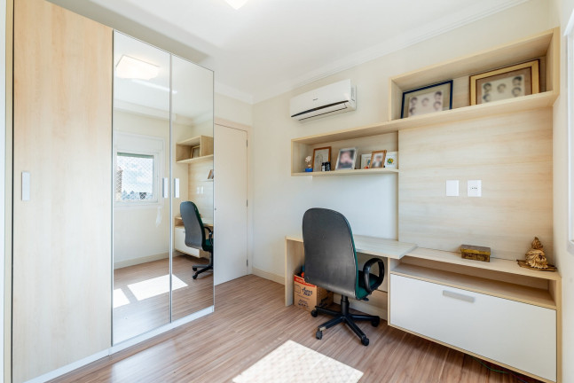 Imagem Apartamento com 3 Quartos à Venda, 123 m² em Petrópolis - Porto Alegre