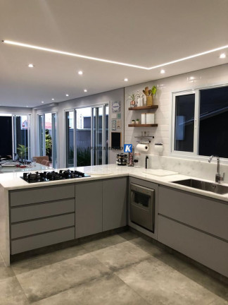 Imagem Sobrado com 3 Quartos à Venda, 250 m² em Jardim Santa Clara - Guarulhos Imagem Sobrado com 3 Quartos à Venda, 250 m² em Jardim Santa Clara - Guarulhos