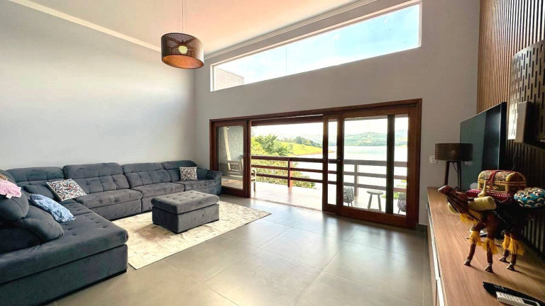 Imagem Chácara com 7 Quartos à Venda, 3.000 m² em Taboão - Piracaia