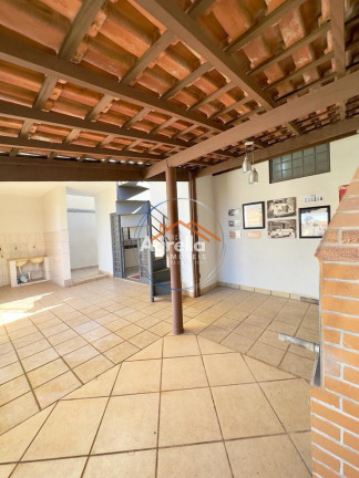 Imagem Casa com 3 Quartos à Venda, 258 m² em Jardim São Carlos - Mogi Guaçu Imagem Casa com 3 Quartos à Venda, 258 m² em Jardim São Carlos - Mogi Guaçu