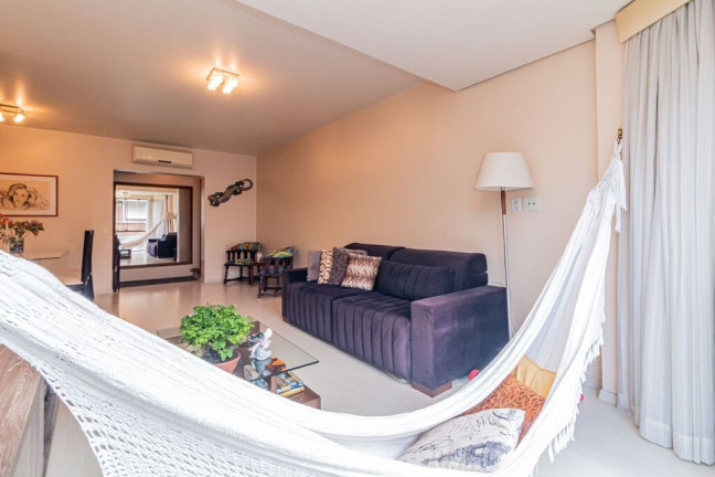 Imagem Apartamento com 2 Quartos à Venda, 97 m² em Petrópolis - Porto Alegre