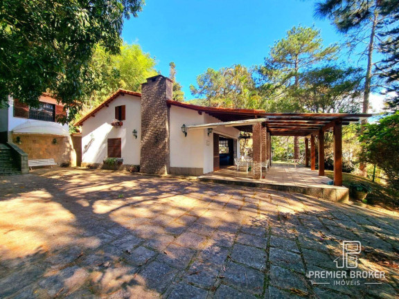 Casa com 3 Quartos à Venda, 400 m² em Barra Do Imbuí - Teresópolis