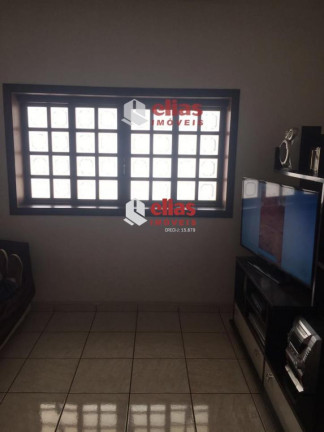 Imagem Casa com 2 Quartos à Venda, 203 m² em Centro - Bauru