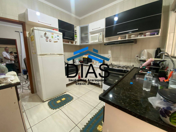 Imagem Casa com 4 Quartos à Venda, 180 m² em Jardim Dos Oitis - Araraquara