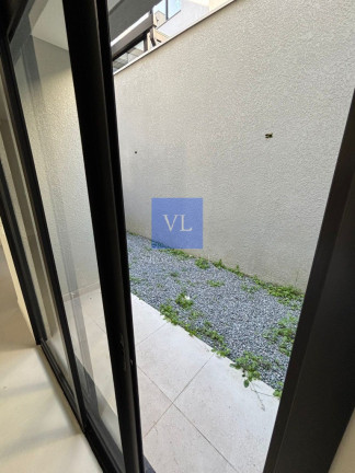 Imagem Casa com 3 Quartos à Venda, 129 m² em Uberaba - Curitiba