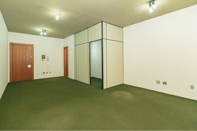 Imagem Sala Comercial à Venda, 37 m² em Petrópolis - Porto Alegre Imagem Sala Comercial à Venda, 37 m² em Petrópolis - Porto Alegre