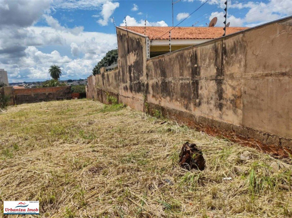 Imagem Terreno à Venda,  em São Francisco - Campo Grande